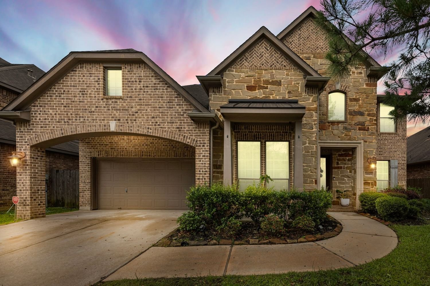Real estate property located at 14427 Mountain Cliff, Harris, Summerwood, Houston, TX, US