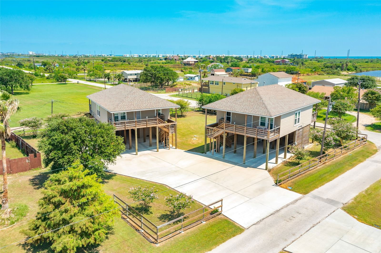 Real estate property located at 12012 Ostermeyer A & B, Galveston, Trimble & Lindsey Sec 2, Galveston, TX, US