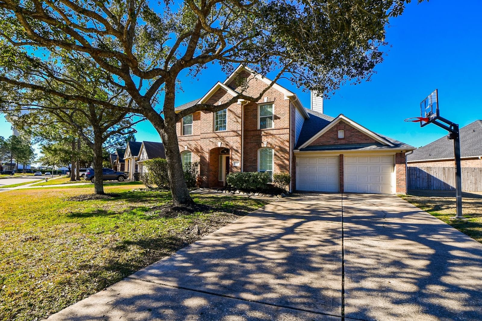 Real estate property located at 3051 Summercrest, Brazoria, Fieldstone Village At Silverla, Pearland, TX, US