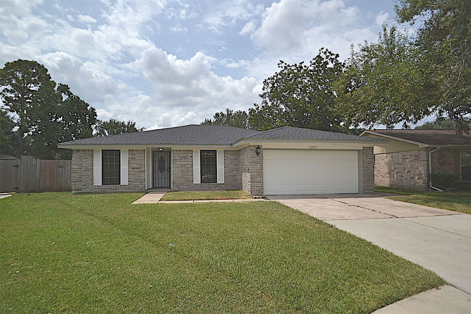 Real estate property located at 2207 Treadslow, Harris, Rushwood, Houston, TX, US