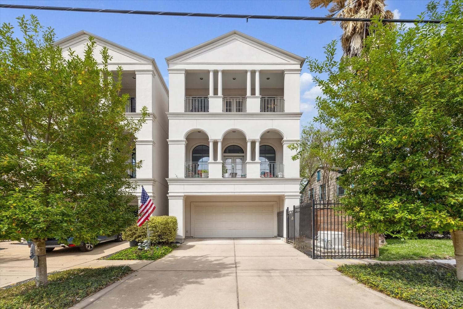 Real estate property located at 1522 Vermont A, Harris, San Remo Court, Houston, TX, US
