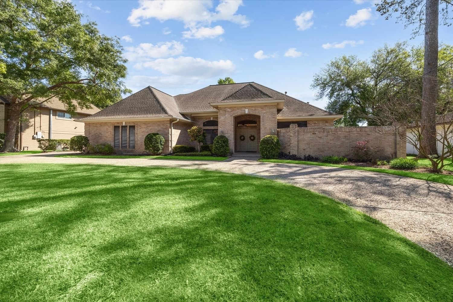 Real estate property located at 6015 Coral Ridge, Harris, Champions South, Houston, TX, US