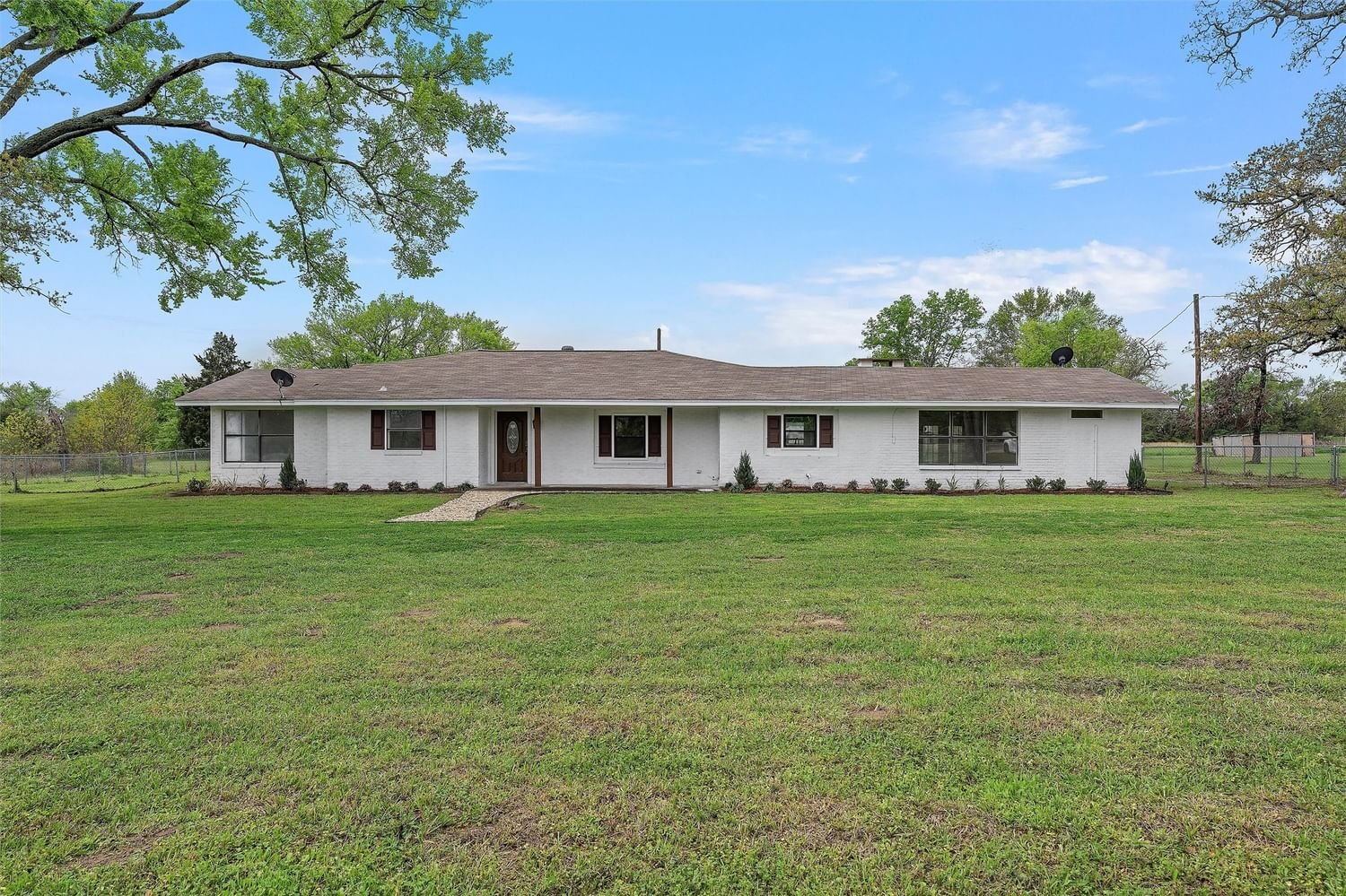 Real estate property located at 1223 US Highway 84, Freestone, N/A, Teague, TX, US
