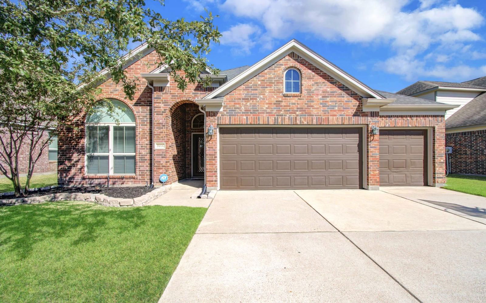 Real estate property located at 19006 Sweet Springs, Harris, Villages/Cypress Lakes Sec 27, Cypress, TX, US