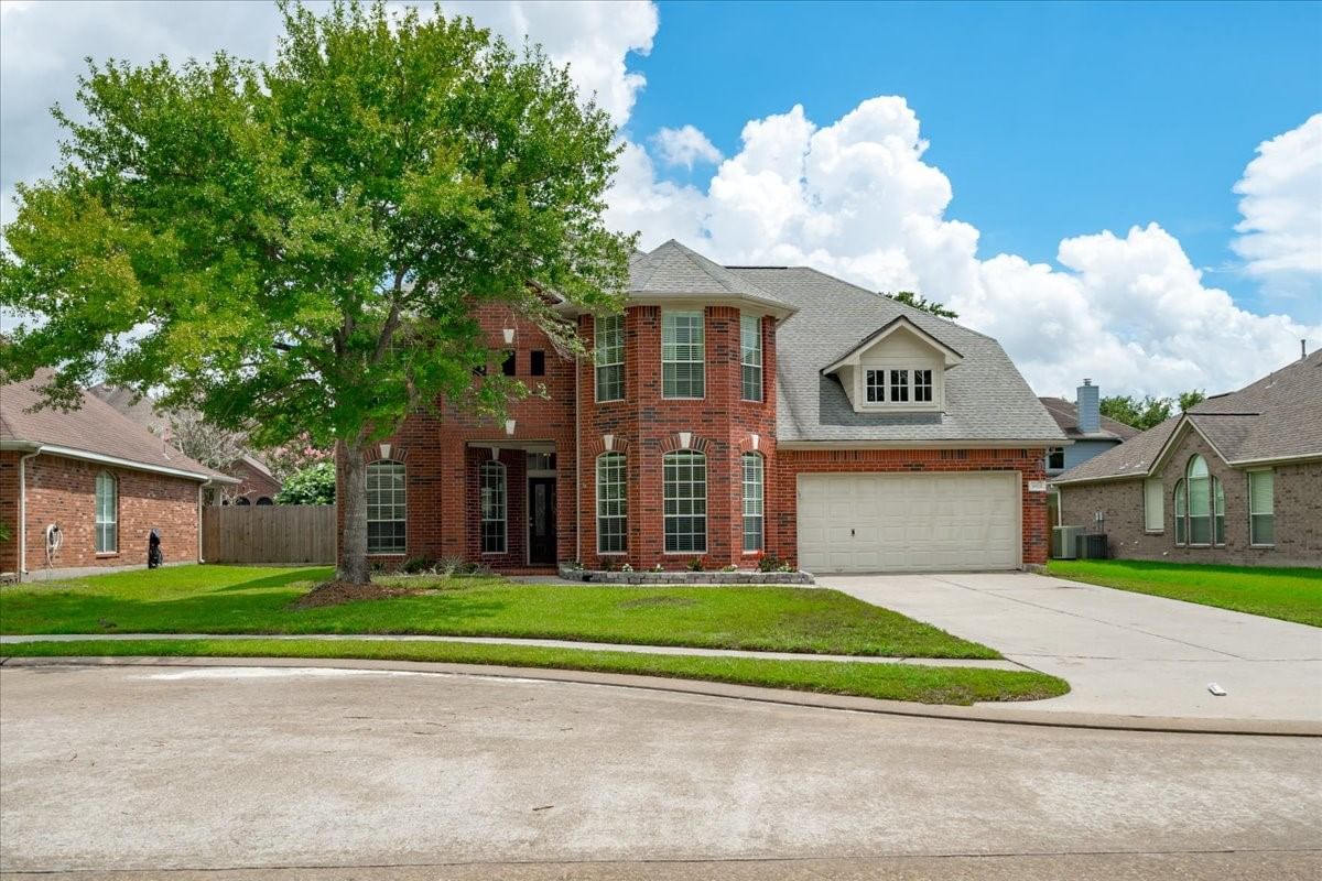 Real estate property located at 9404 Sunperch Ct, Brazoria, Sunrise Lakes, Pearland, TX, US