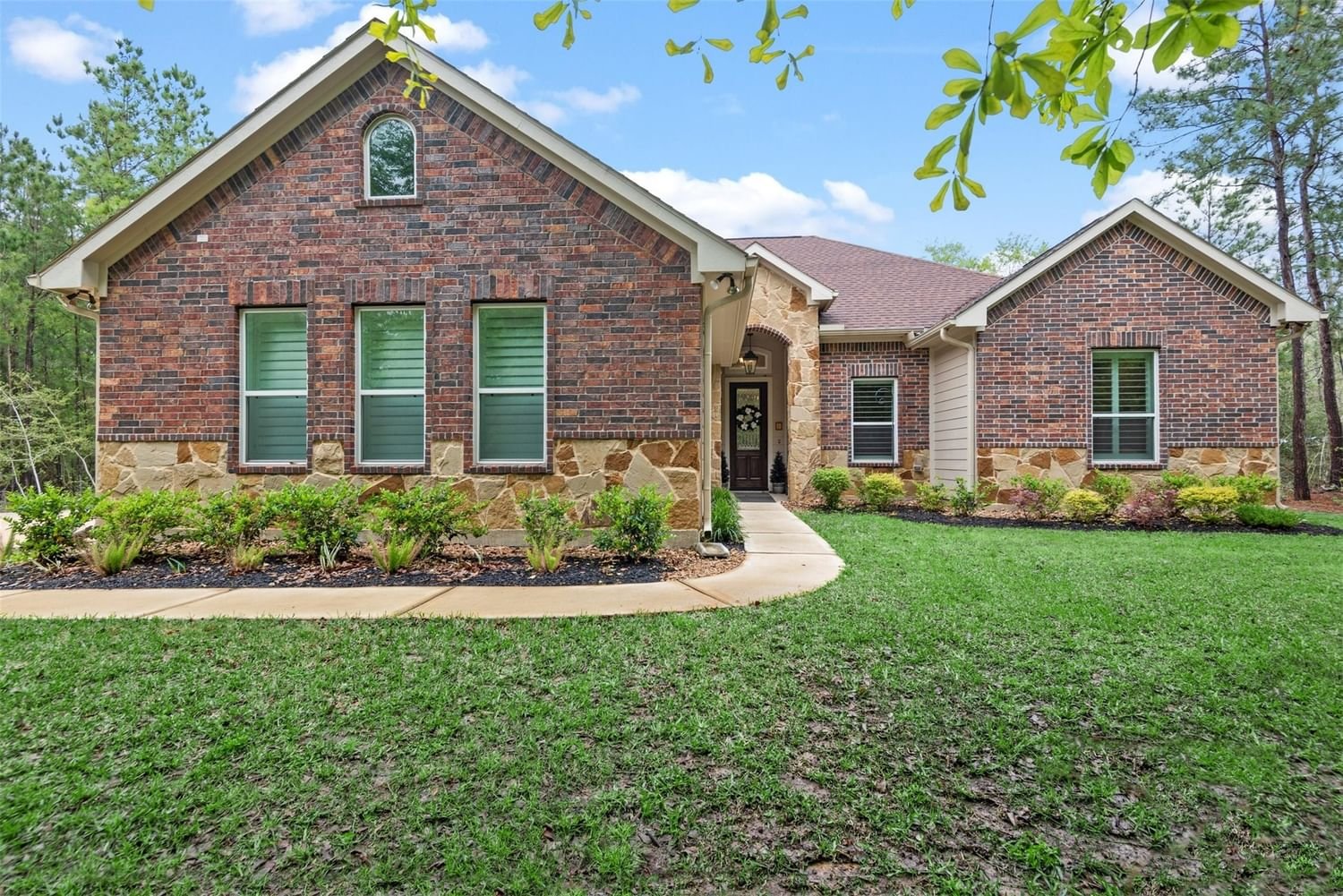 Real estate property located at 6077 Pappas, Grimes, W Magnolia Forest Sec 6, Waller, TX, US