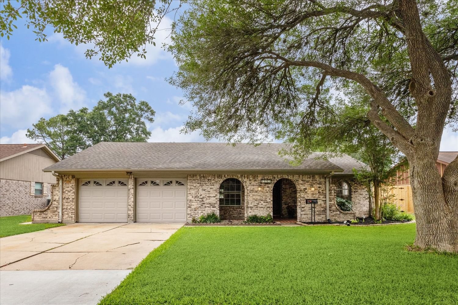 Real estate property located at 2107 Rose, Brazoria, Willowcrest Pearland, Pearland, TX, US