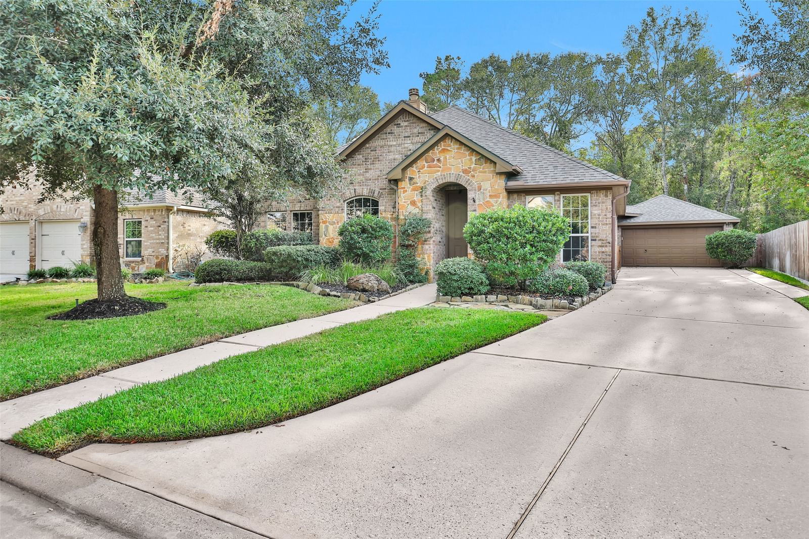 Real estate property located at 1743 Sylvia Springs, Montgomery, Spring Trails 18, Spring, TX, US