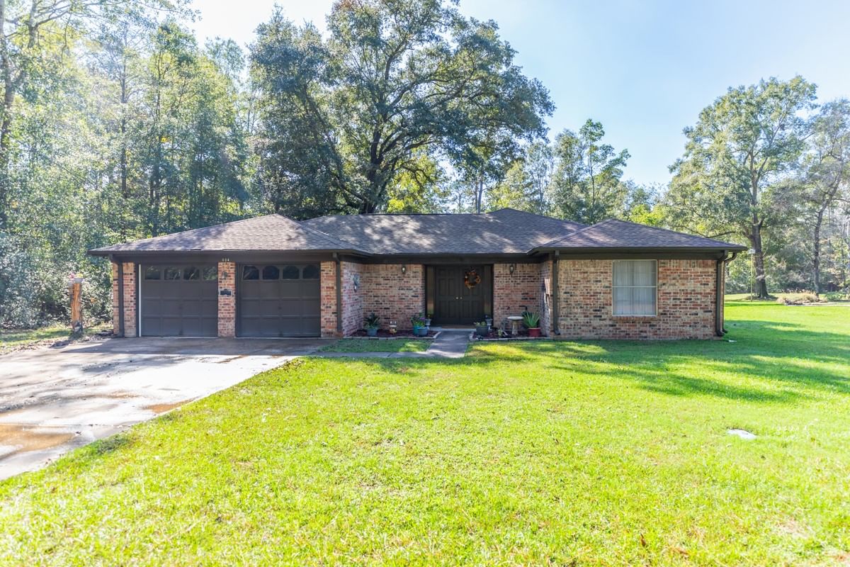 Real estate property located at 804 Camphor Circle, Tyler, Wildwood, Village Mills, TX, US