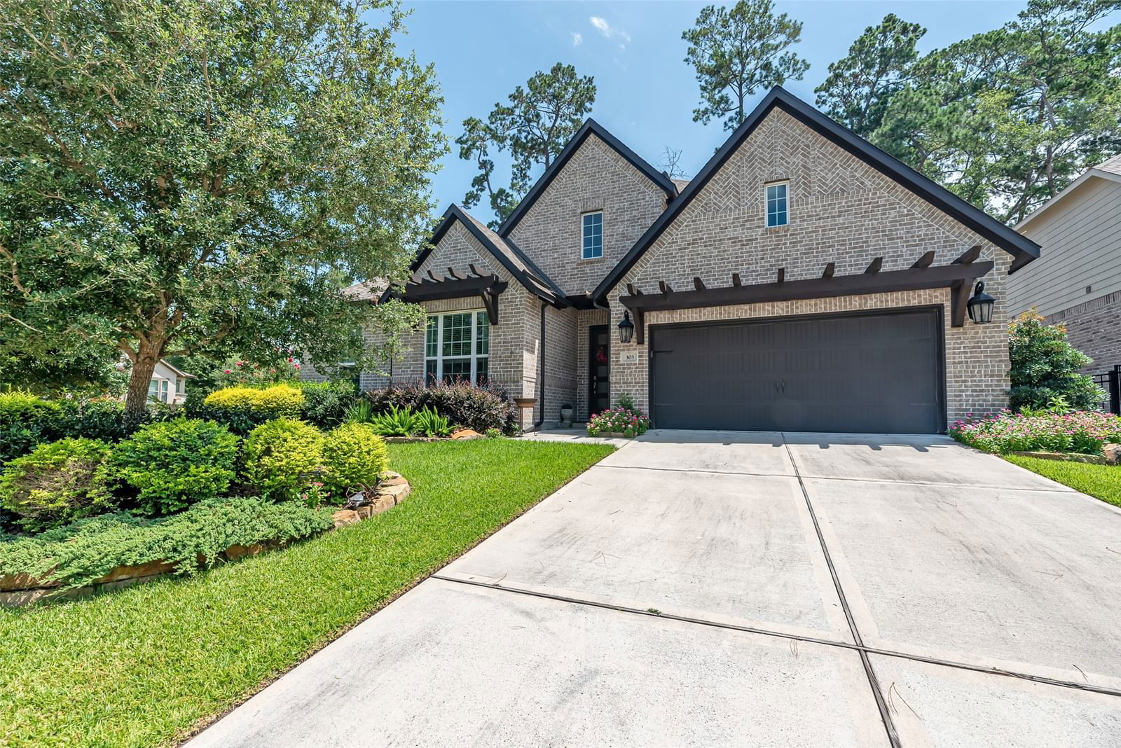 Real estate property located at 303 Astonia, Montgomery, Grand Central Park, Conroe, TX, US