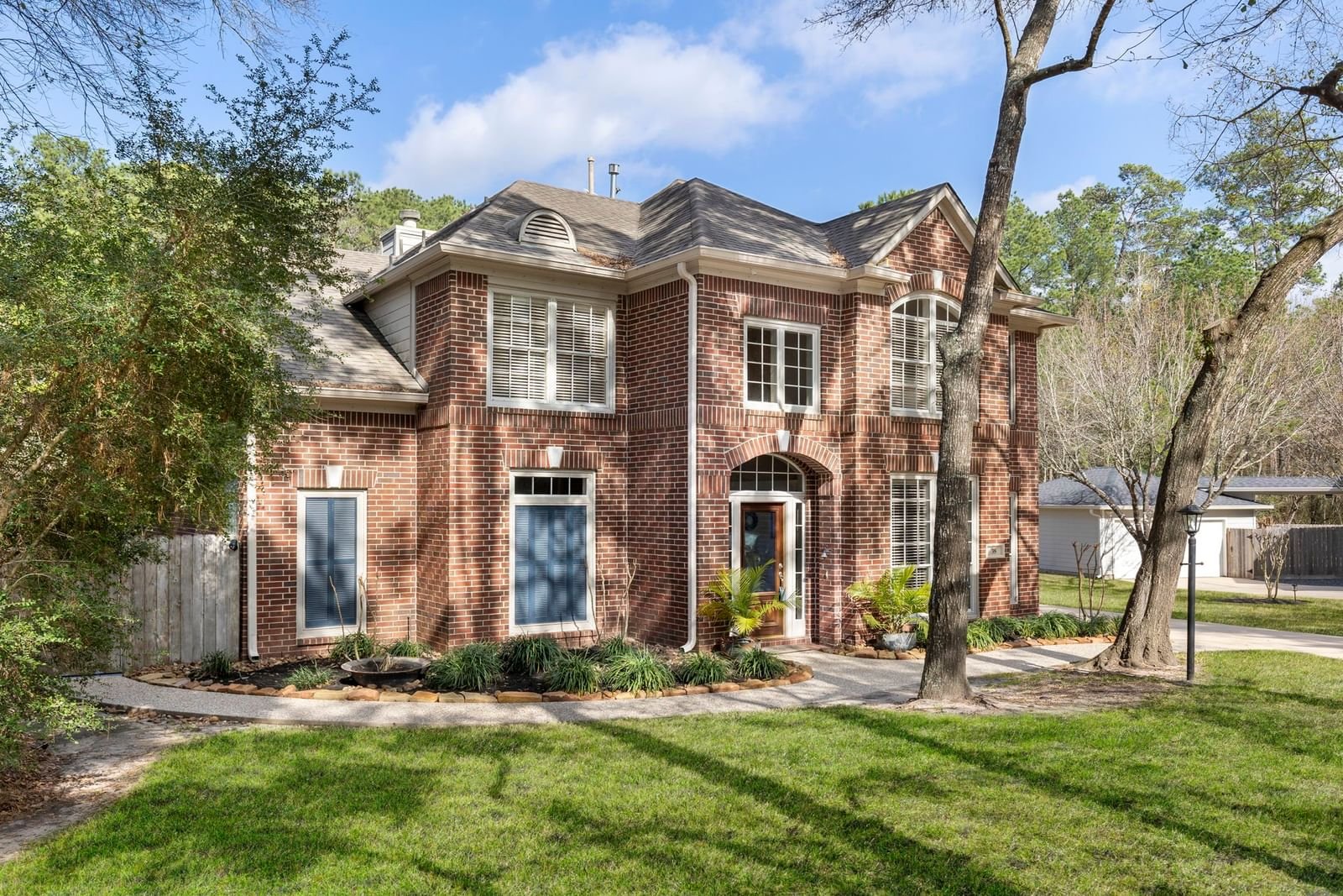 Real estate property located at 38 Evian Path, Montgomery, Wdlnds Village Alden Br 18, The Woodlands, TX, US