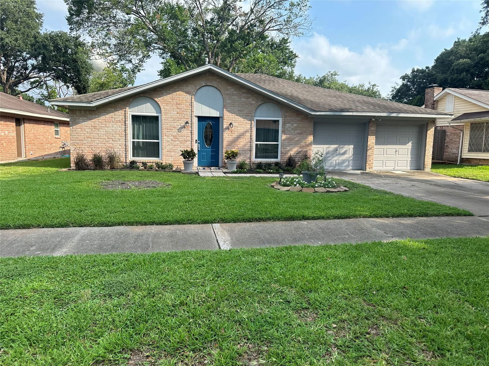 Real estate property located at 1811 Michele, Fort Bend, Covington West, Sugar Land, TX, US