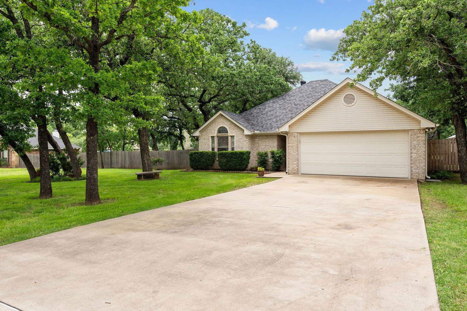 Real estate property located at 116 Whitetail, Parker, Deerfield Estates, Weatherford, TX, US