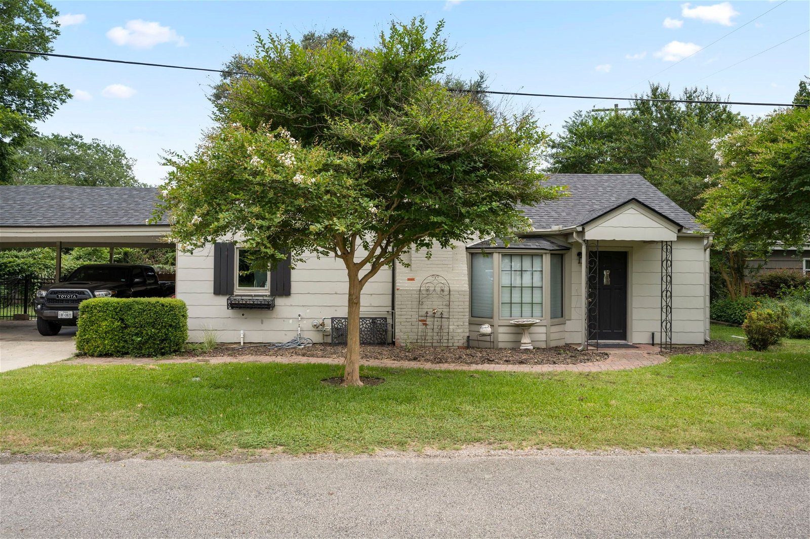 Real estate property located at 211 Center, Colorado, Columbus, TX, US