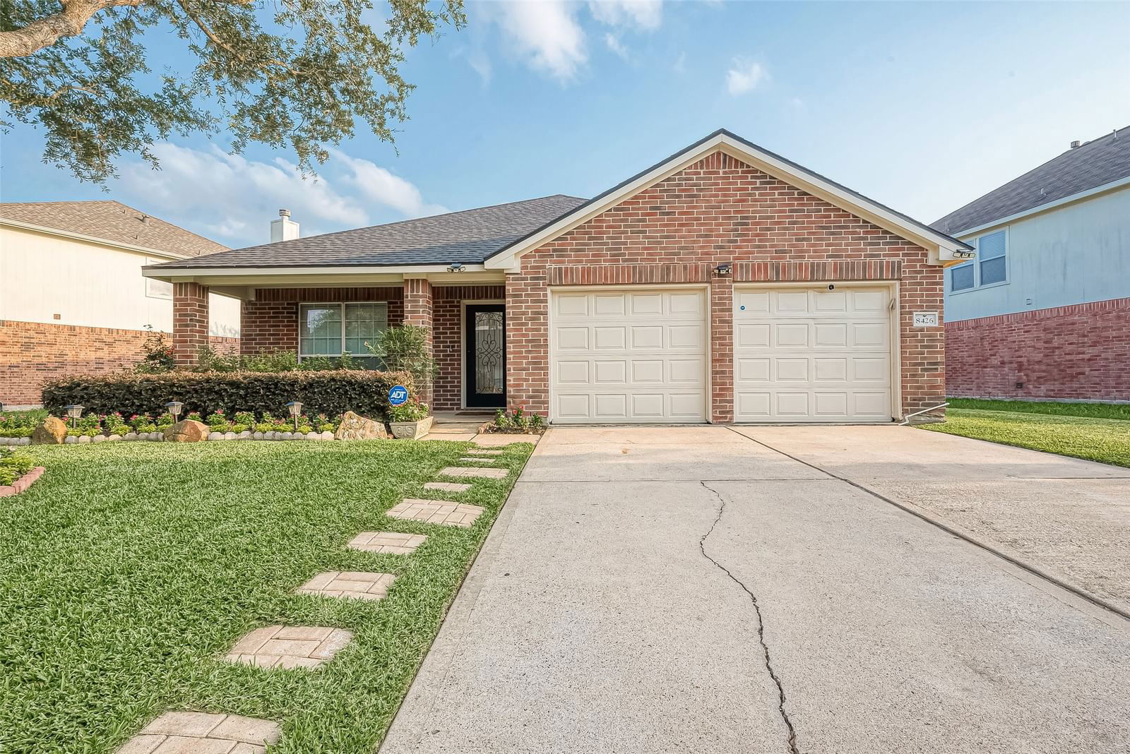 Real estate property located at 8426 Taraglen, Fort Bend, Withers Ridge Sec 1, Richmond, TX, US