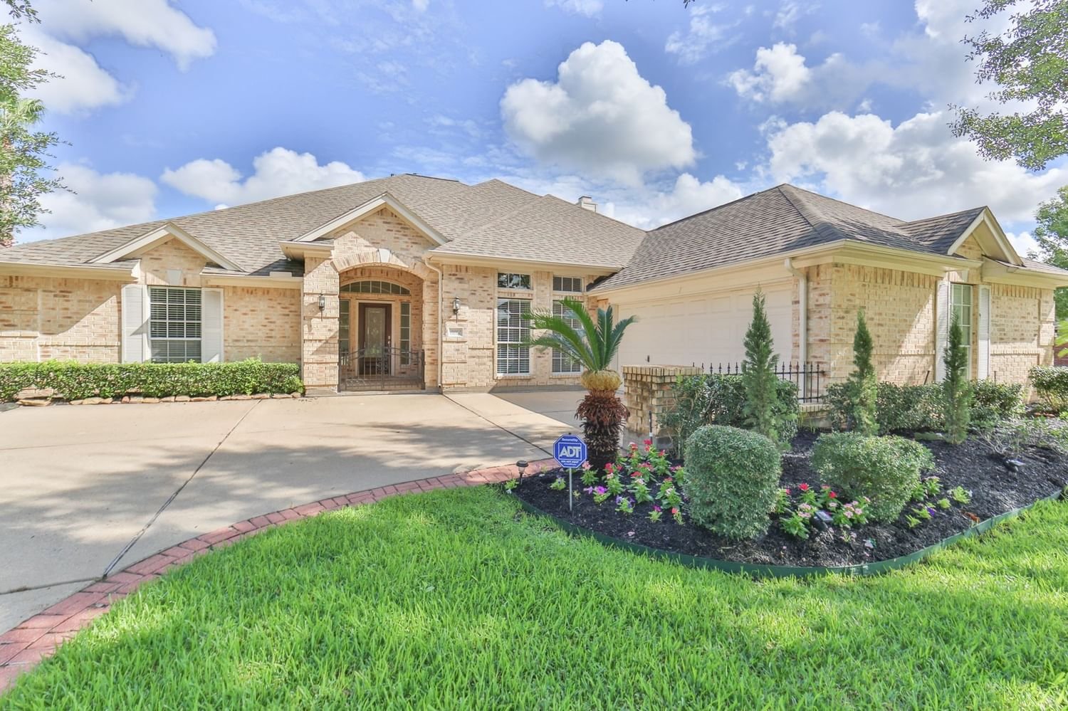 Real estate property located at 14002 Briar Heath, Harris, Houston, TX, US