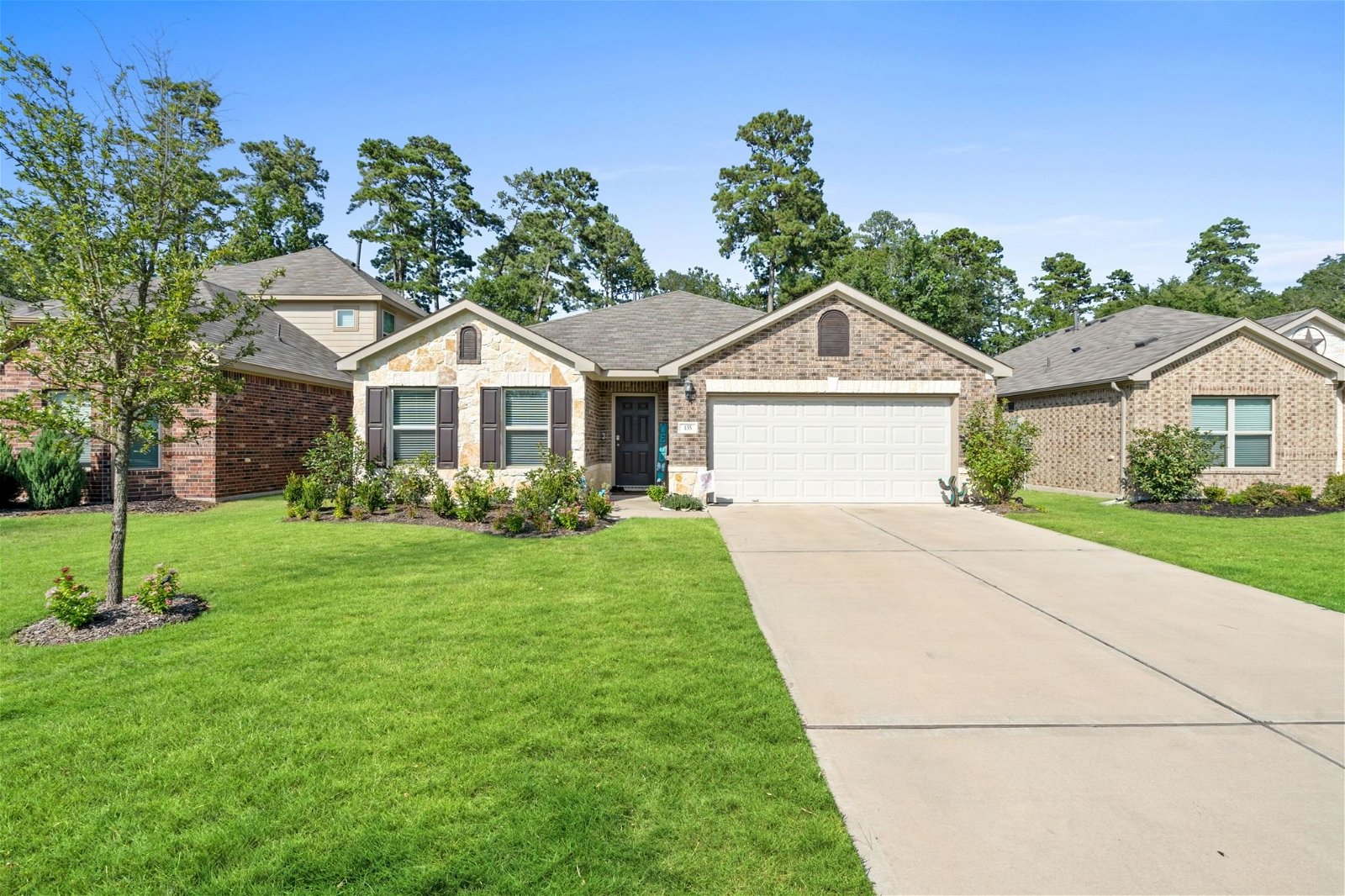 Real estate property located at 135 Courageous Side, Montgomery, Magnolia, TX, US