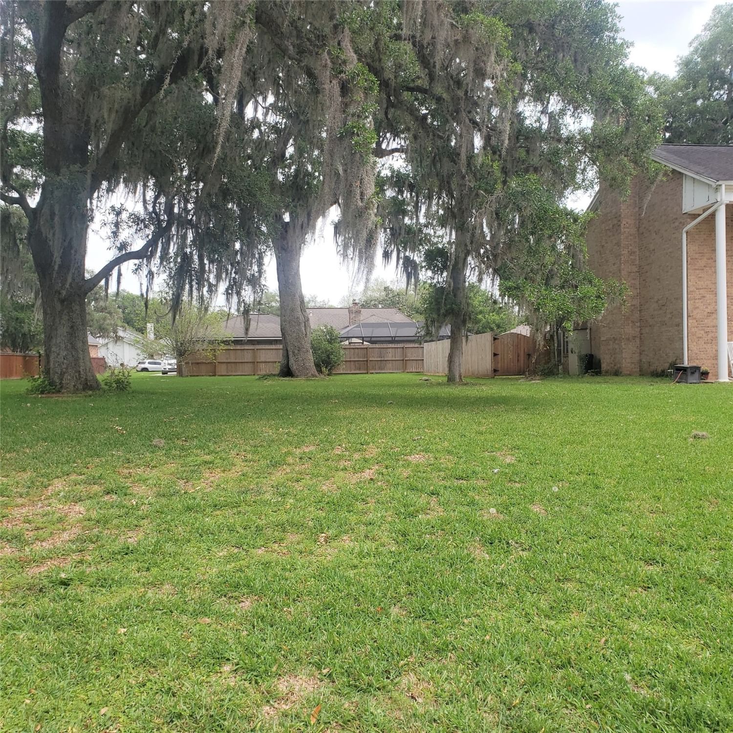 Real estate property located at 0 Lakewood, Brazoria, West Columbia, TX, US