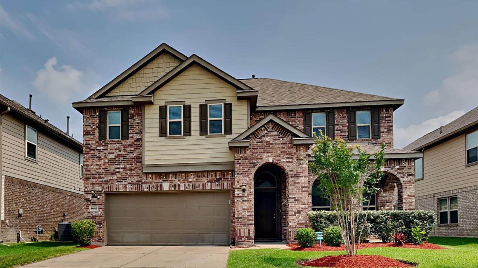 Real estate property located at 14015 Harmony Ridge, Fort Bend, Shadow Grove Sec 4 Final, Pearland, TX, US