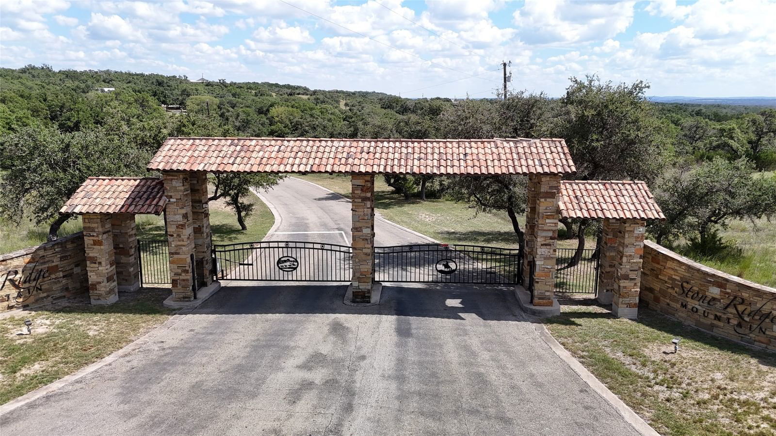 Real estate property located at Lot 48 Stoneridge Mountain, Blanco, Stone Ridge Mountain, Round Mountain, TX, US