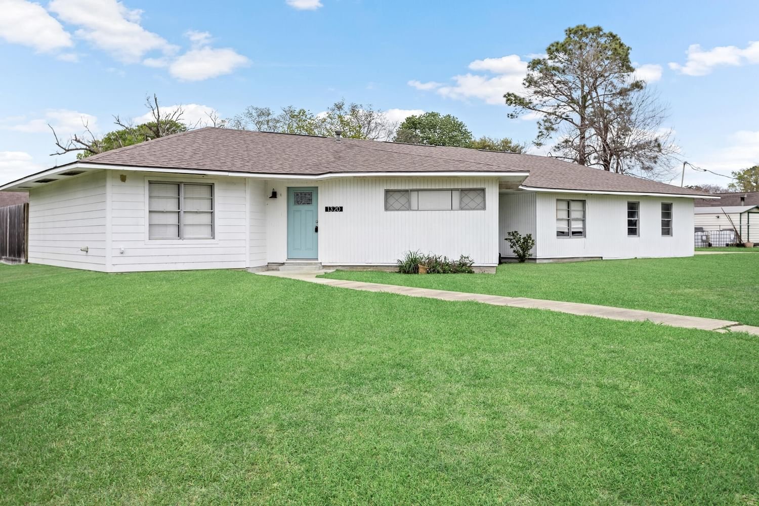 Real estate property located at 1320 Avenue L, Jefferson, Wagner 2, Nederland, TX, US