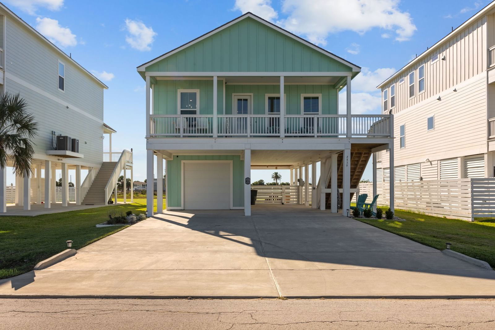 Real estate property located at 2439 103rd, Galveston, Neumann Add, Galveston, TX, US