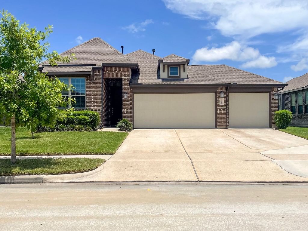 Real estate property located at 8419 Hunters Cliff, Harris, Hunters Creek, Baytown, TX, US