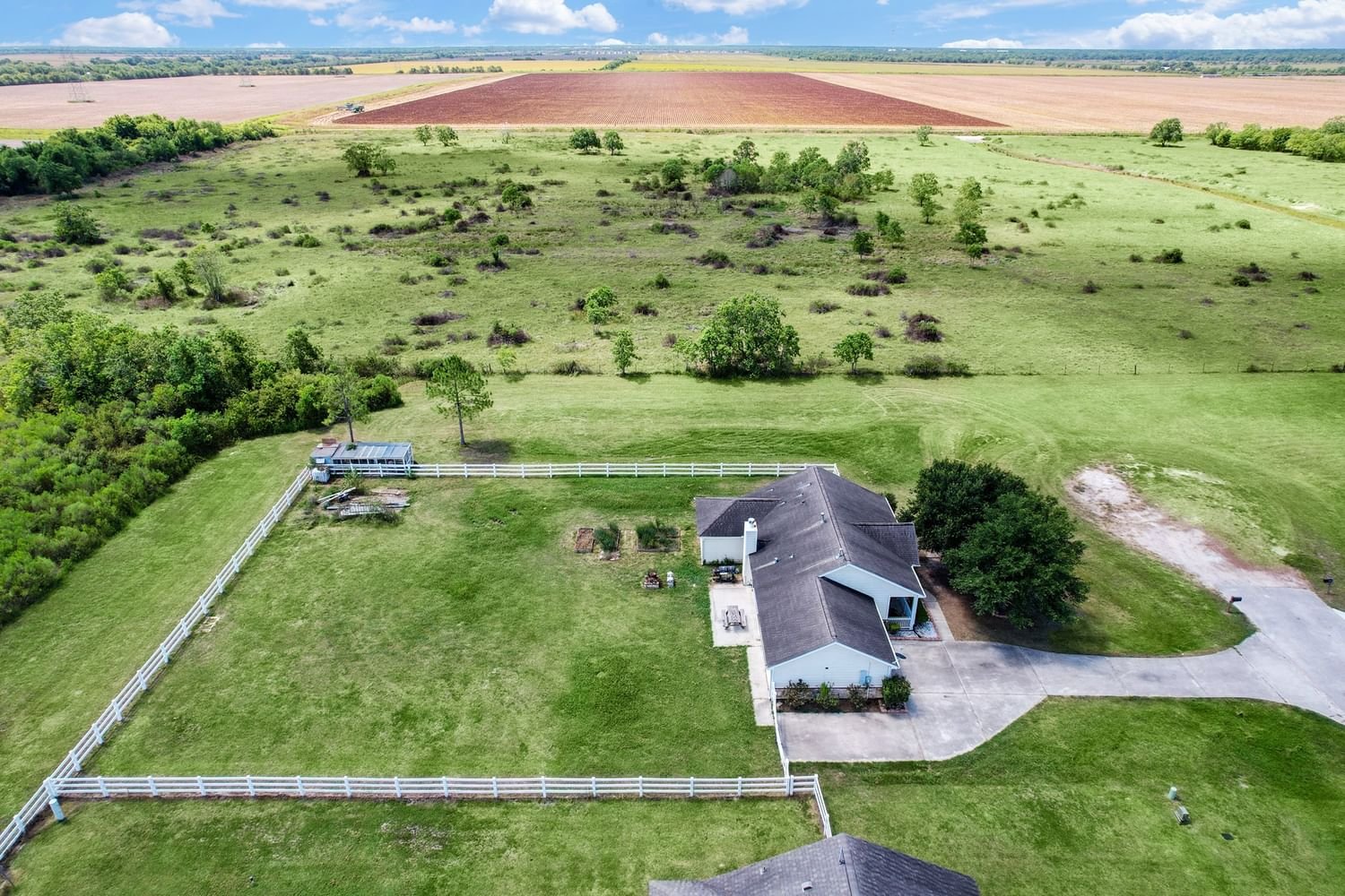Real estate property located at 17343 Lake Ridge, Brazoria, Rosharon, TX, US
