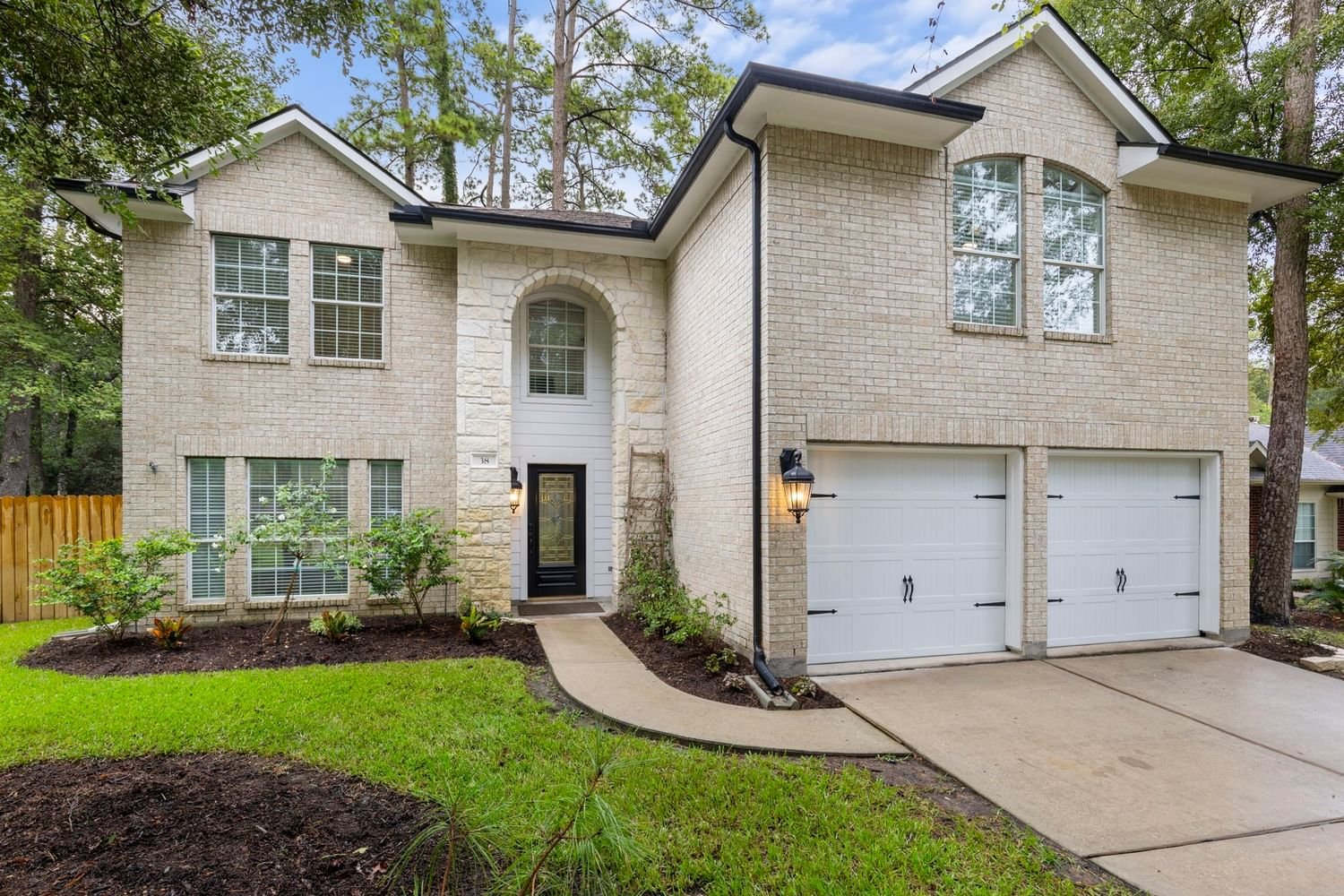 Real estate property located at 38 Florian, Montgomery, The Woodlands, TX, US