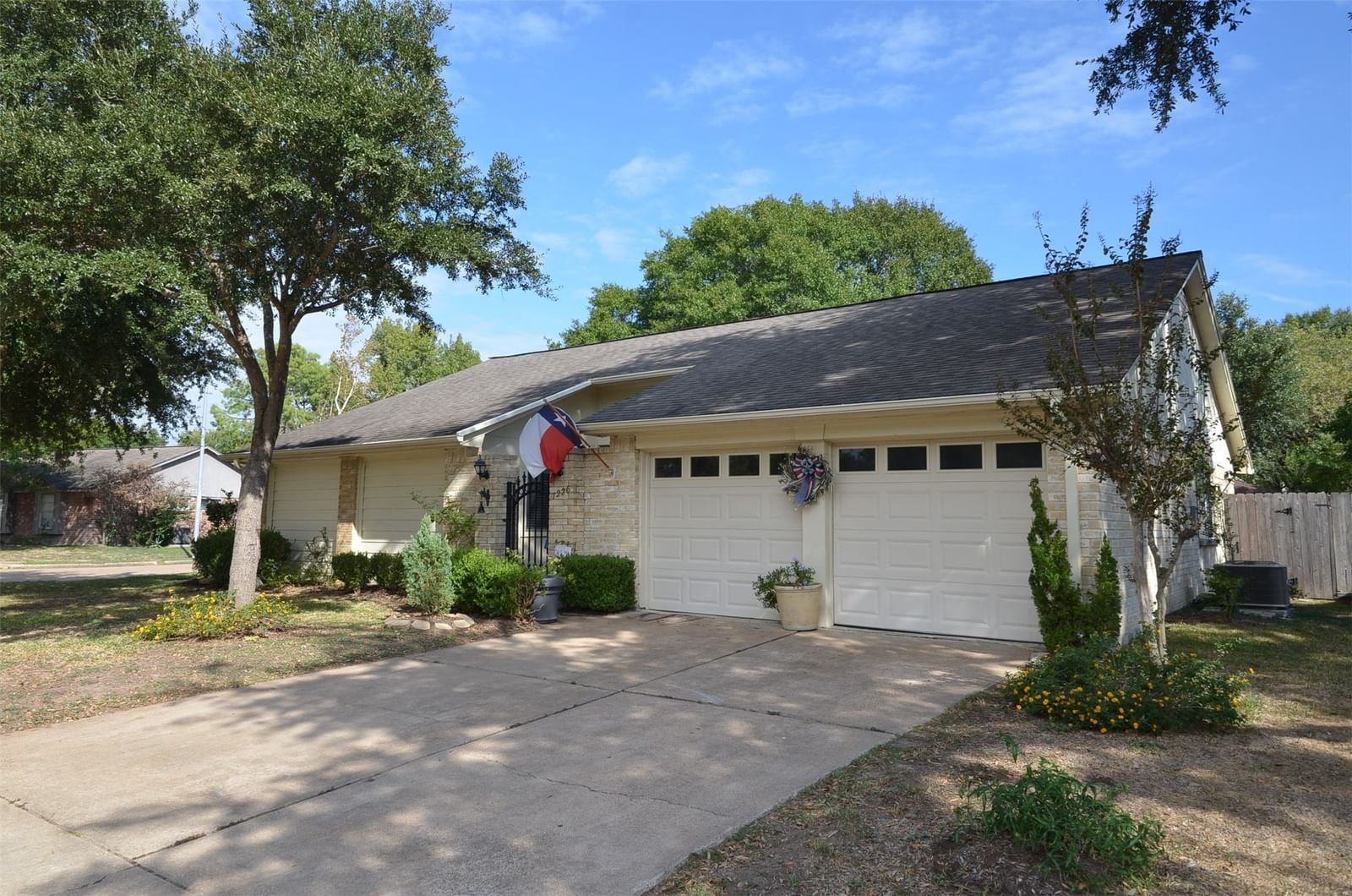 Real estate property located at 7226 Postwick, Harris, Sommerall, Houston, TX, US