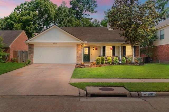 Real estate property located at 8915 Village Hills, Harris, Colony Creek Village, Spring, TX, US