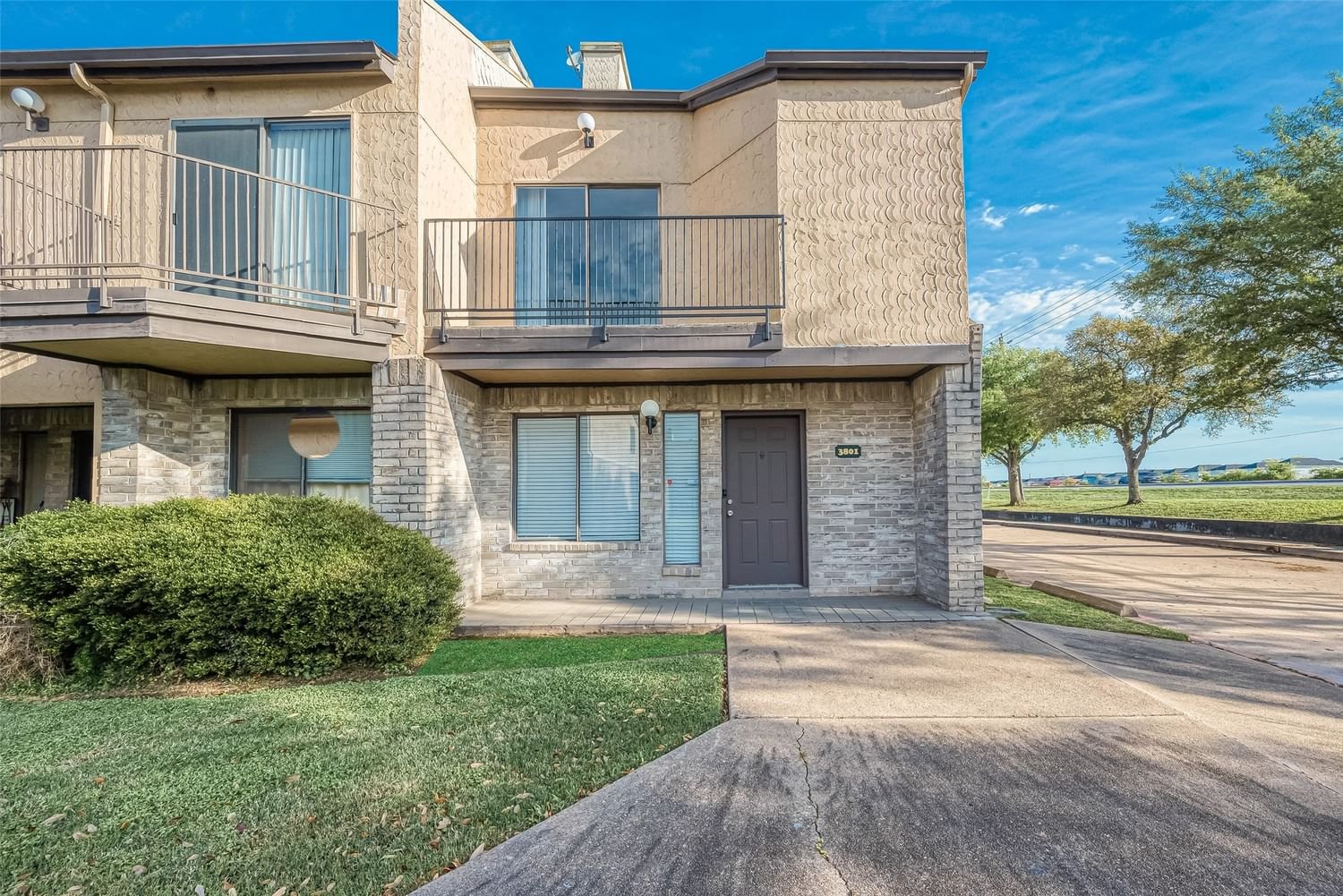 Real estate property located at 3801 Dock View, Fort Bend, Park Lake Condo, Missouri City, TX, US