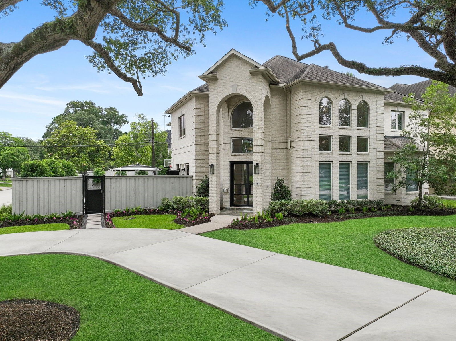 Real estate property located at 101 Ferndale, Harris, Bellaire, TX, US