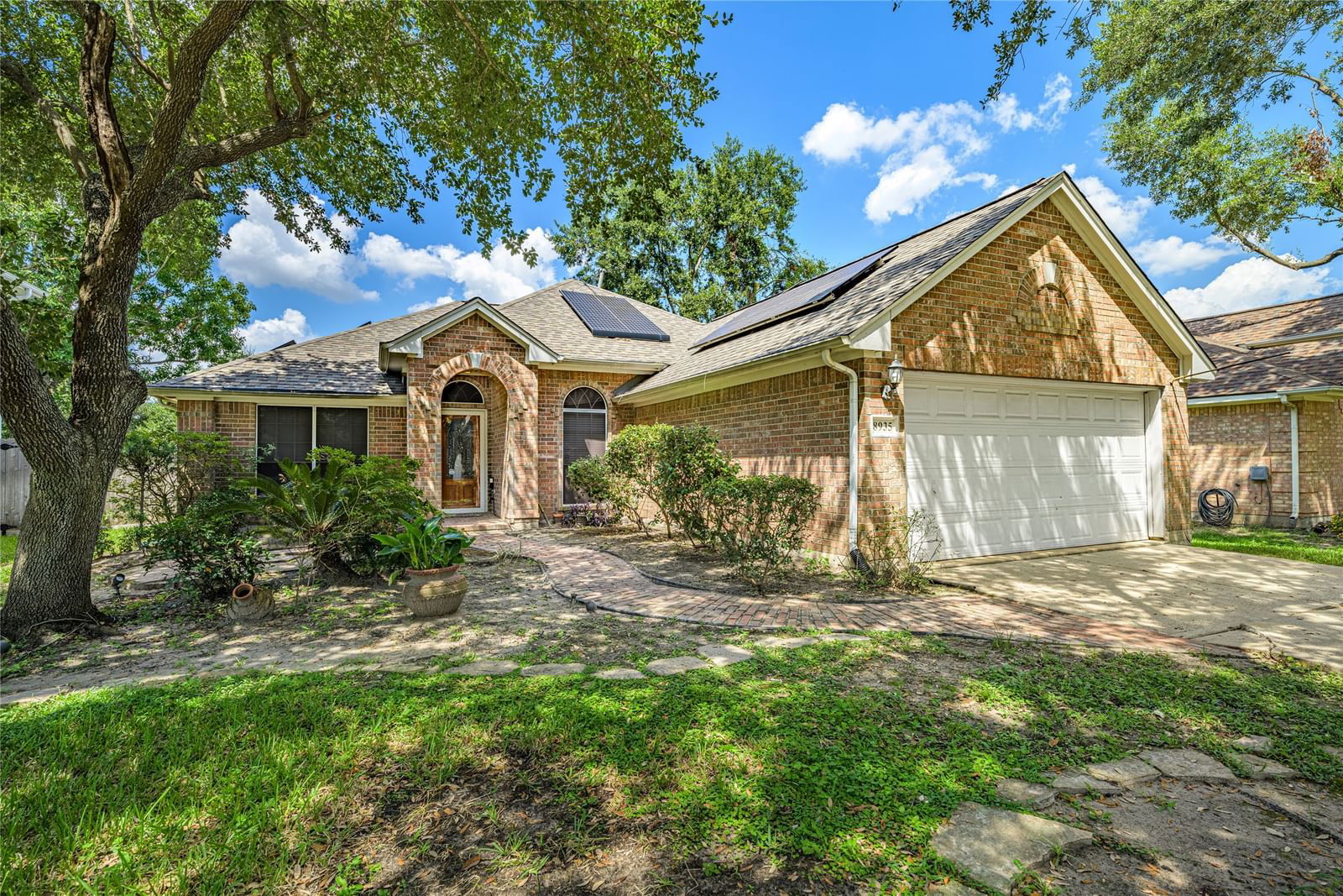 Real estate property located at 8935 Aberdeen Oaks, Harris, Aberdeen Green Sec 01, Houston, TX, US