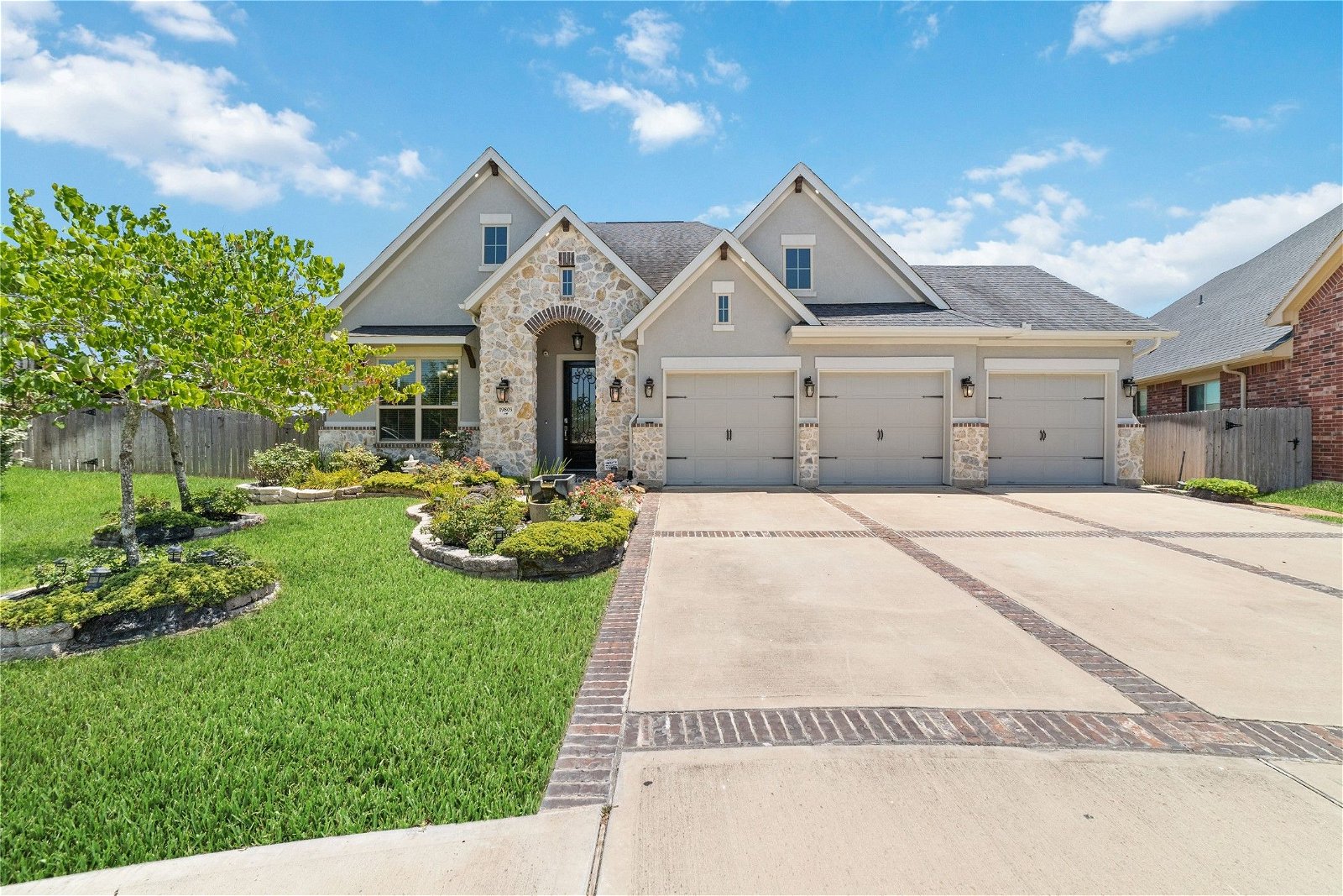 Real estate property located at 19803 Sonterra, Fort Bend, Richmond, TX, US