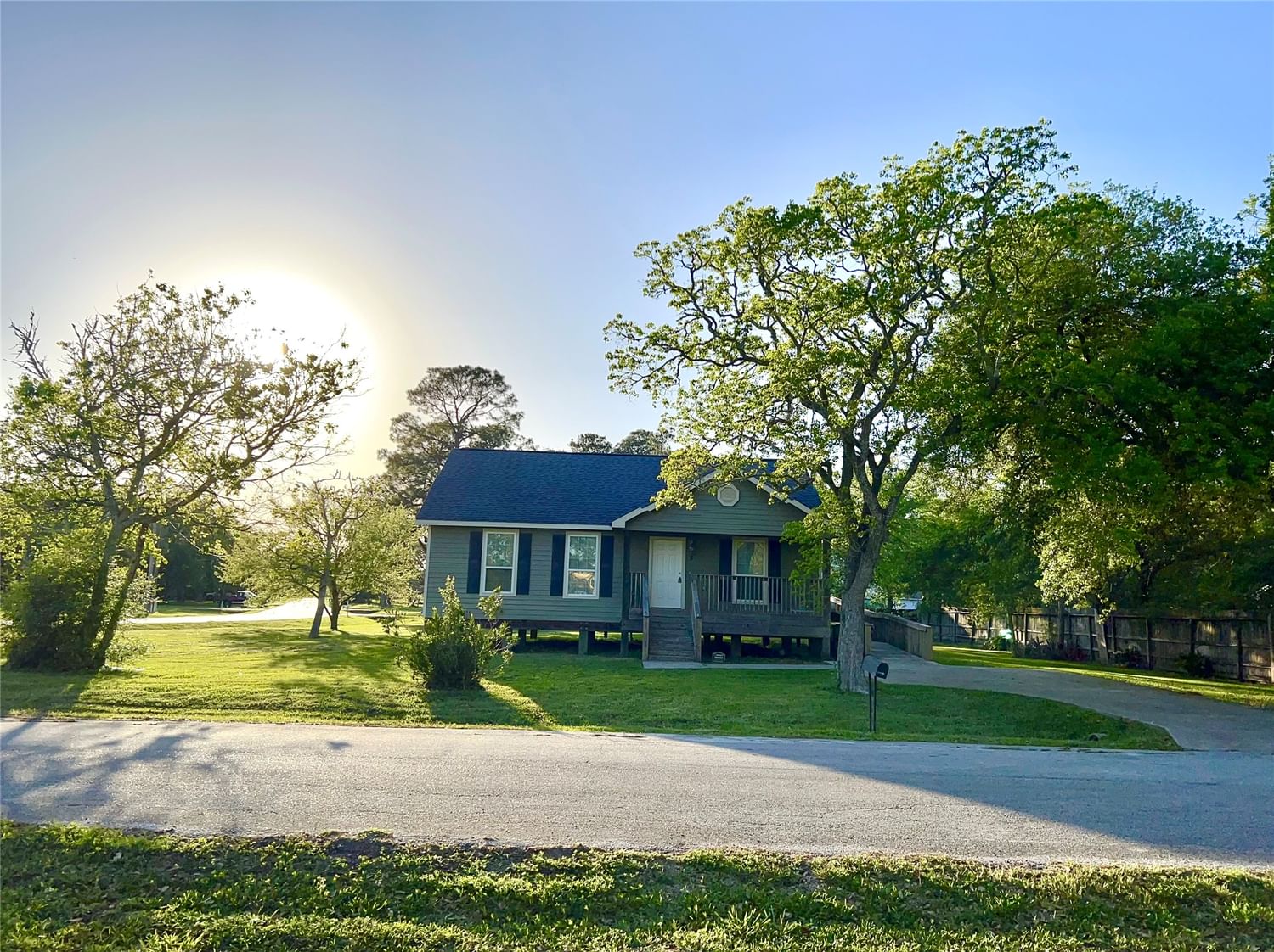 Real estate property located at 5 Trinity, Galveston, PAASKE, La Marque, TX, US