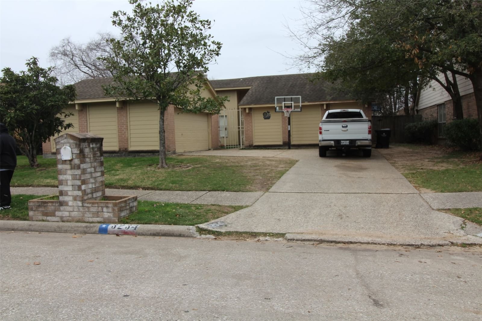 Real estate property located at 3234 Hombly, Harris, Greenfield Village Sec 02, Houston, TX, US