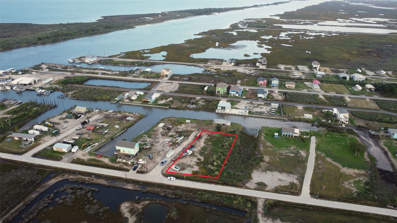 Real estate property located at 1916 Bosarge, Galveston, Bay Vue, Crystal Beach, TX, US