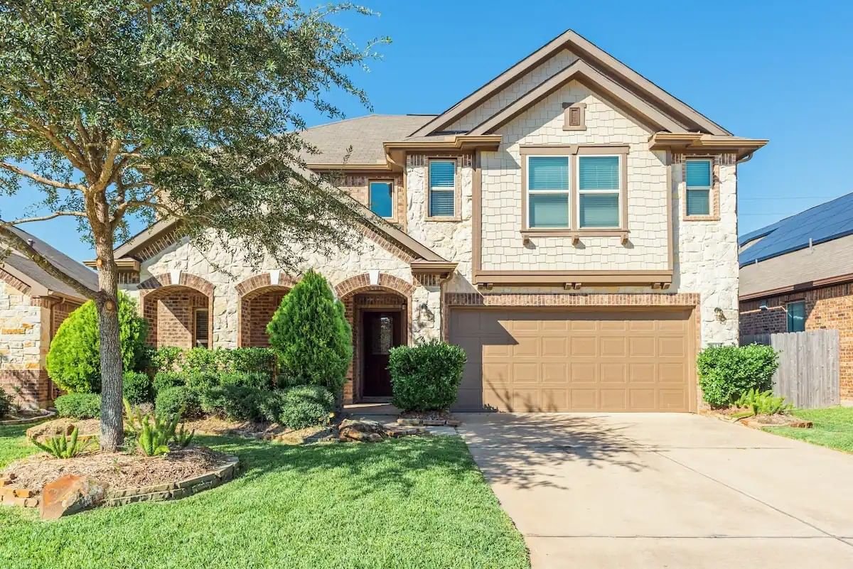 Real estate property located at 8111 Briscoe Foster Crossing, Fort Bend, Briscoe Falls, Richmond, TX, US