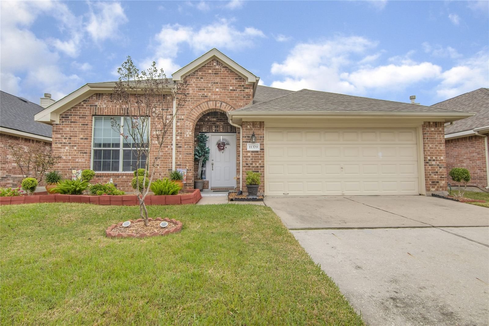 Real estate property located at 11379 Astoria, Harris, Clear Brook Landing, Houston, TX, US