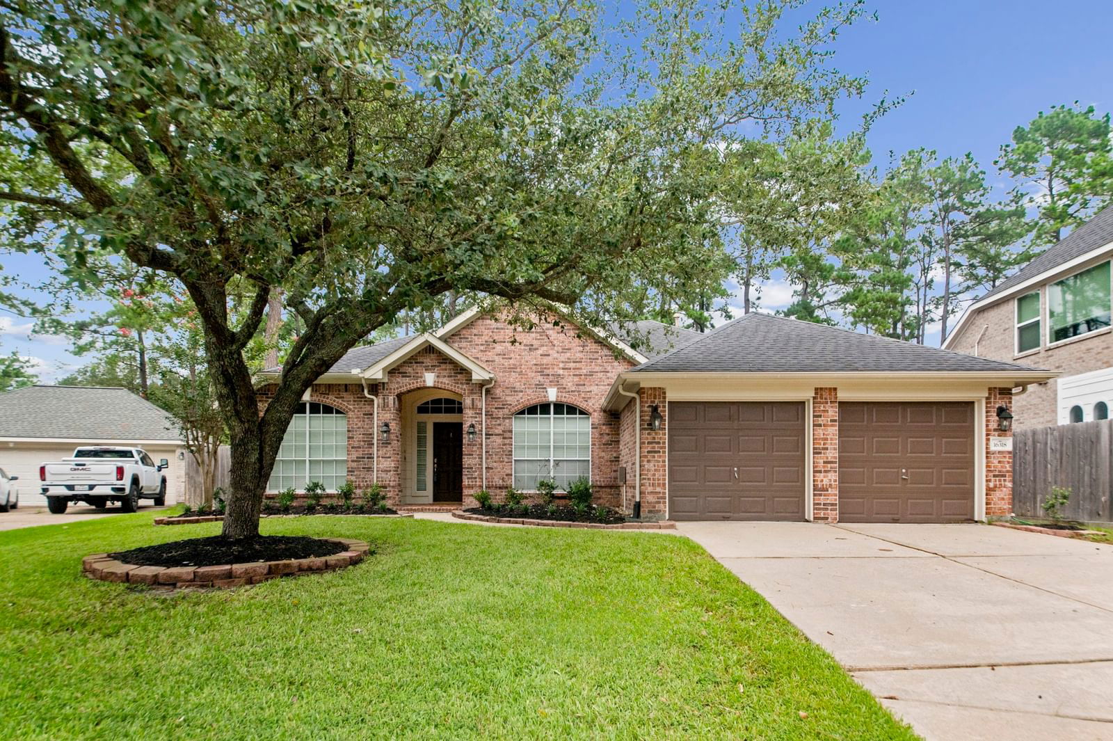 Real estate property located at 16318 Madewood, Harris, Coles Crossing Sec 03, Cypress, TX, US