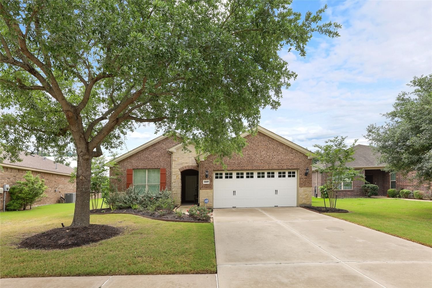 Real estate property located at 3227 Persimmon, Fort Bend, Del Webb Richmond Sec 2, Richmond, TX, US