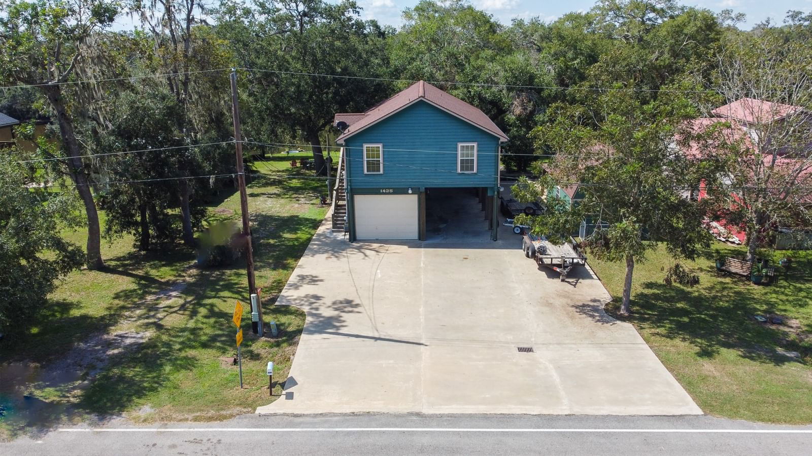 Real estate property located at 1425 County Road 244a, Brazoria, Bernard Oaks, Brazoria, TX, US