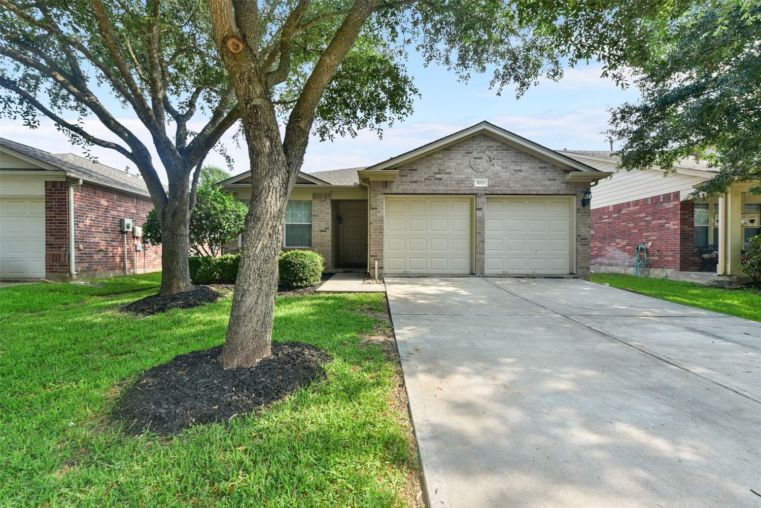 Real estate property located at 20022 Larkspur, Fort Bend, Waterview Estates, Richmond, TX, US