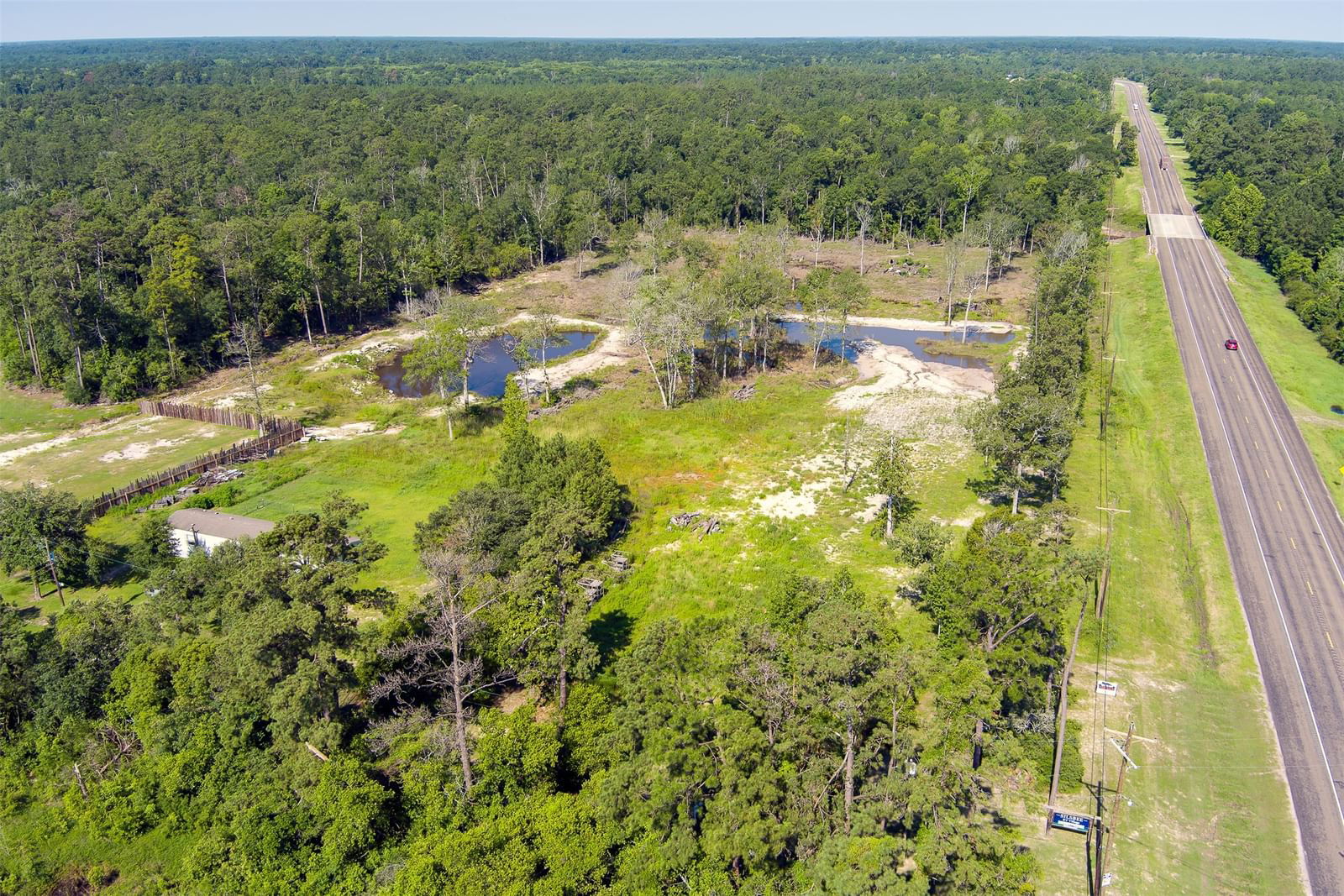 Real estate property located at 3015 Hwy 327, Hardin, Out Of Town, Silsbee, TX, US