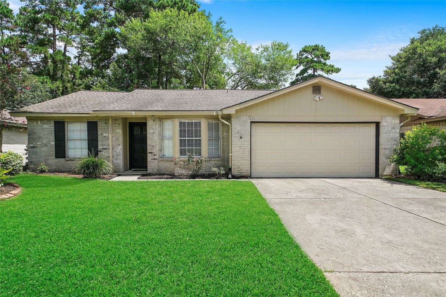 Real estate property located at 2023 Rycroft, Montgomery, Spring, TX, US