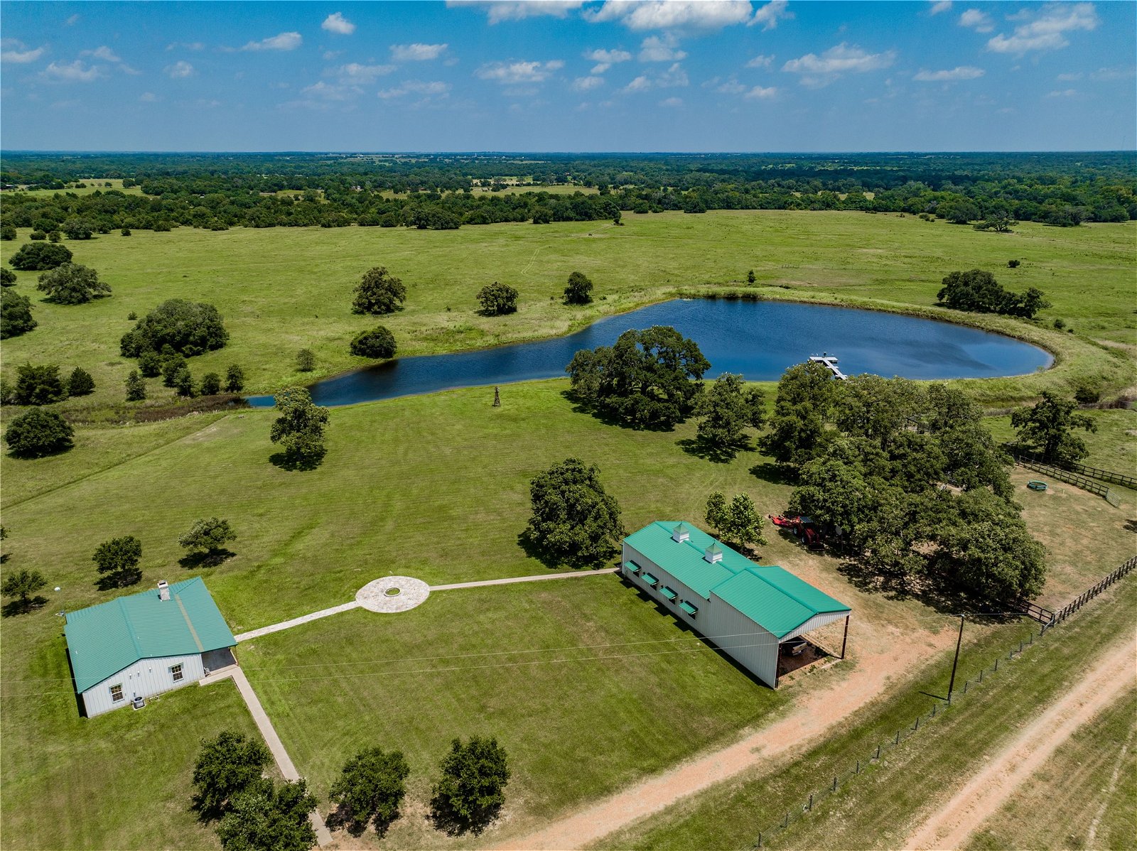 Real estate property located at 2849 County Road 425, Lavaca, Yoakum, TX, US