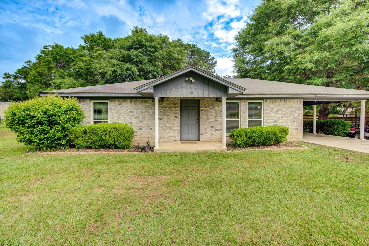 Real estate property located at 211 Pine, San Jacinto, NA, Coldspring, TX, US