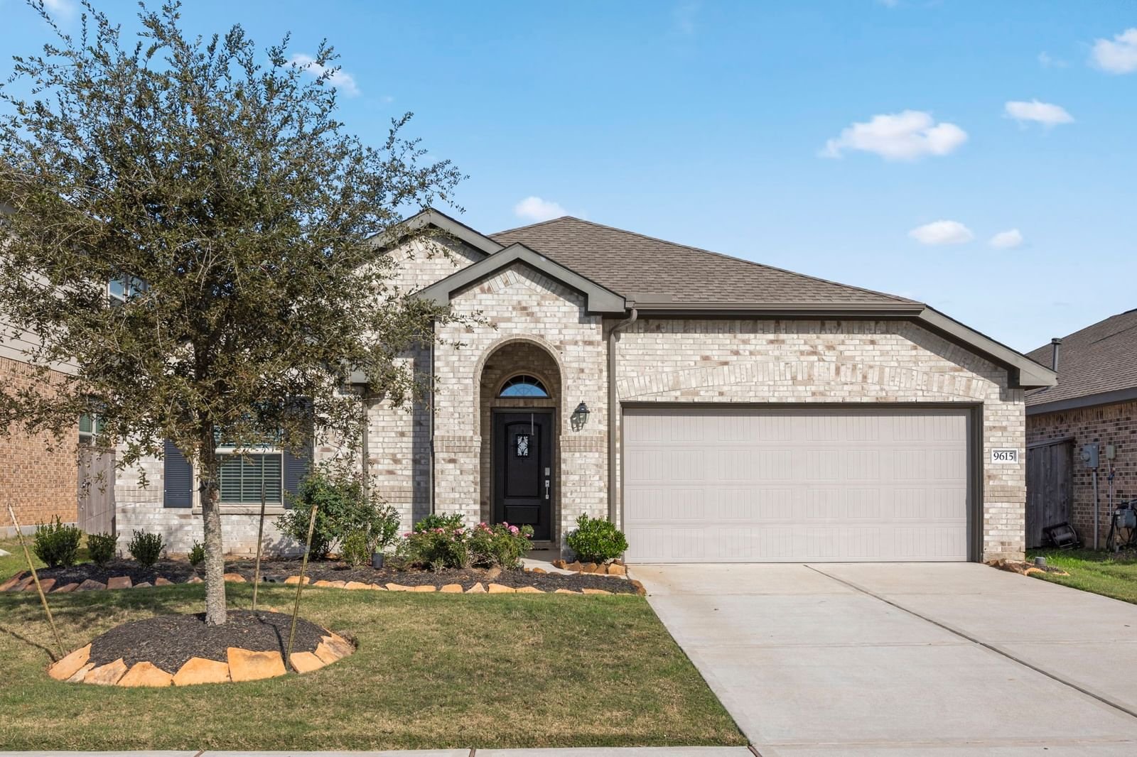 Real estate property located at 9615 Summer River, Fort Bend, Creekside Ranch, Richmond, TX, US