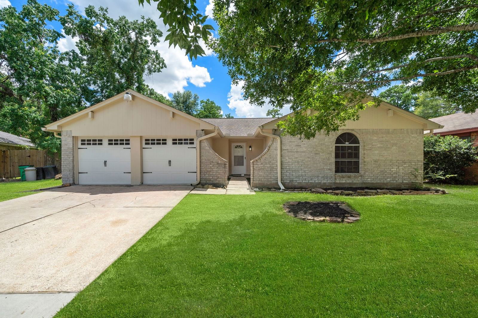 Real estate property located at 22411 Millgate, Harris, Greengate Place Sec 04, Spring, TX, US